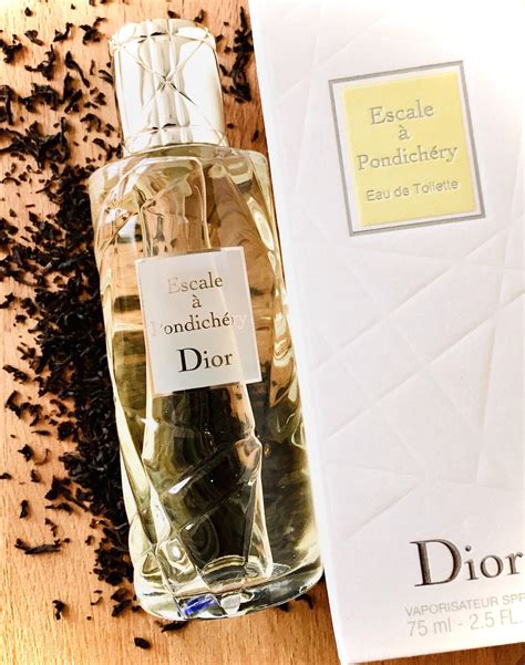 douglas dior escale di pom|Cruise Collection Escale a Pondichery Dior for women.